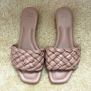 Braided sandal